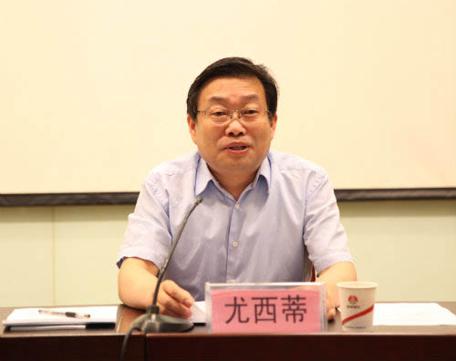 新班子上任一個(gè)月，看他們都忙了些啥？