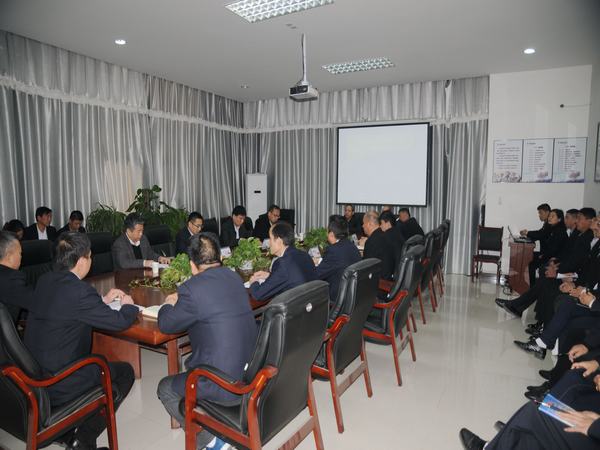 掘進(jìn)公司召開干部大會宣布干部任免決定