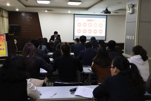 礦建二公司領導班子深入黨建聯(lián)系點進行黨的十九大精神宣講