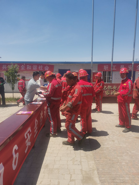 陜煤建設(shè)機(jī)電安裝公司曹家灘項(xiàng)目部多舉措烹制“營養(yǎng)餐”