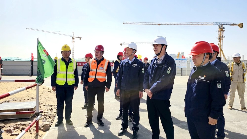 陜煤集團榆林化學有限責任公司黨委副書記、總經(jīng)理段立波一行深入天工公司基層項目檢查指導