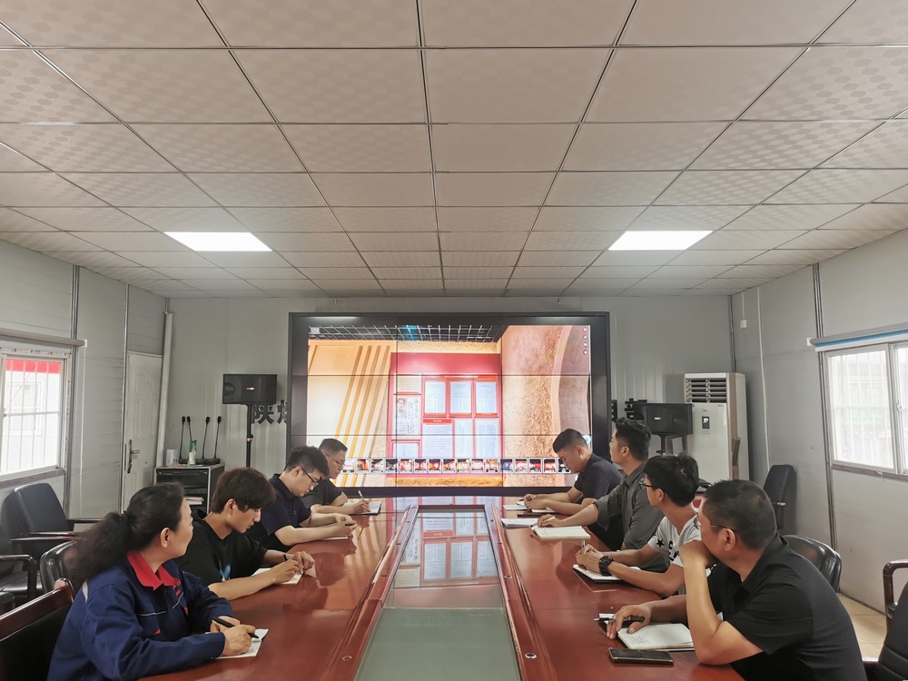 “青”裝上陣 “廉”動未來