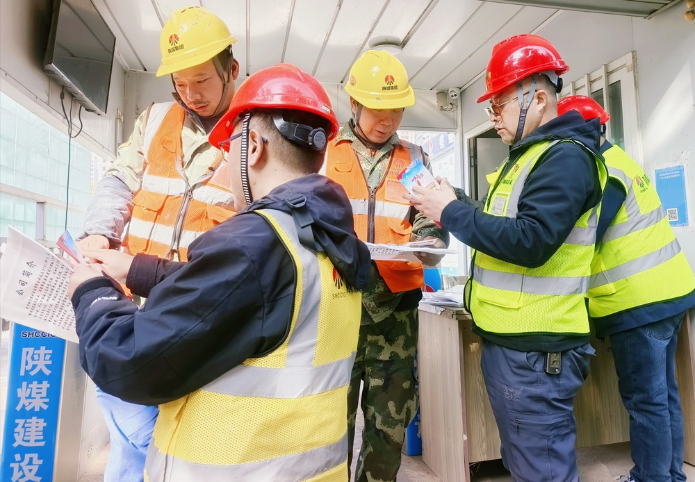 陜煤建設(shè)新龍城直屬項目部：安全“不打烊”，消防“常在線”