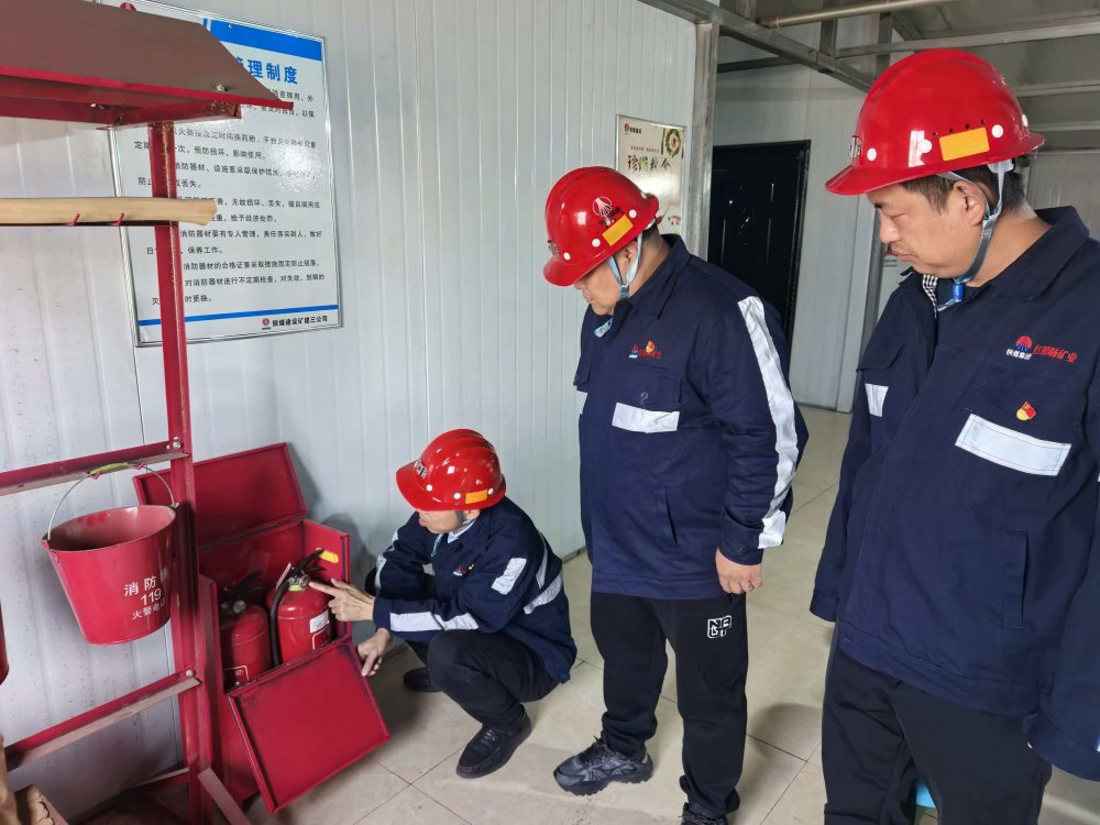 陜煤建設礦建三公司：黨員帶頭激發(fā)動能 筑牢安全管理防線