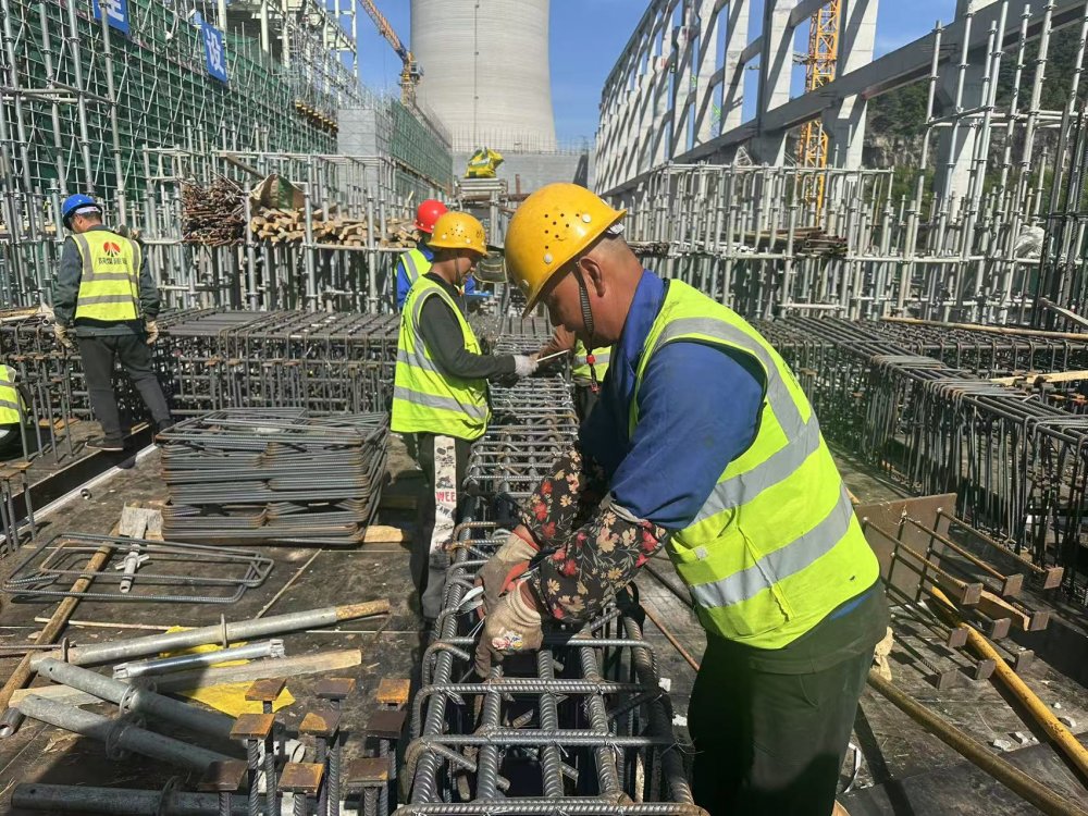 陜煤建設黃陵電廠項目：以班組為基，筑牢工程建設“質(zhì)量安全防線”