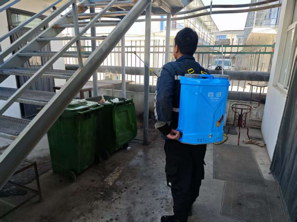 陜煤建設煤礦運營服務分公司：冬日雙線守護，溫暖與精準并行